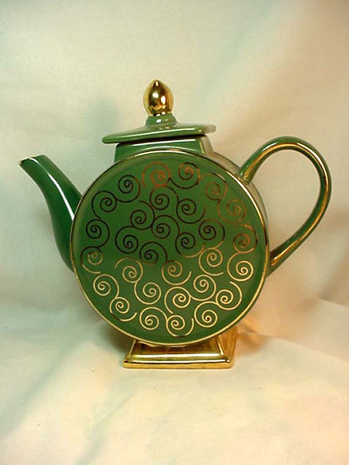Items similar to 1960s Oriental Green Decorative Tea Pot Ceramic Home