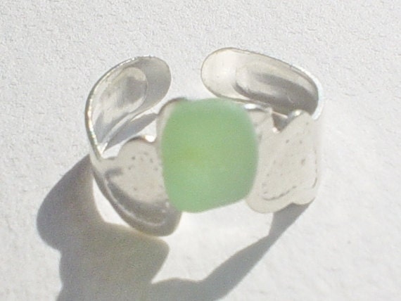 Beach Glass Toe Ring / Sea Glass Pinkie Ring / Adjustable Seaglass Ring