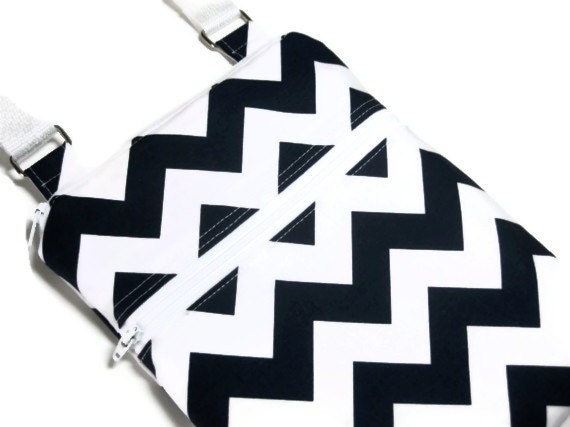 Black and white chevron cross body shoulder sling adjustable strap travel vacation wallet purse small blue white - forkeepsamanda