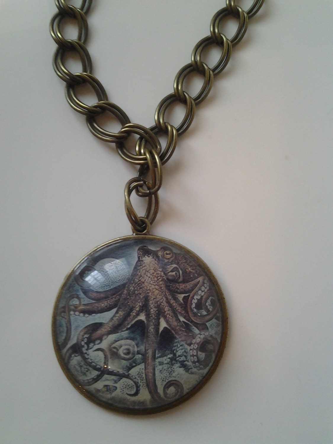Lovecraft Vintage Medallion Octopus Necklace - RainbowDrunkUnicorn