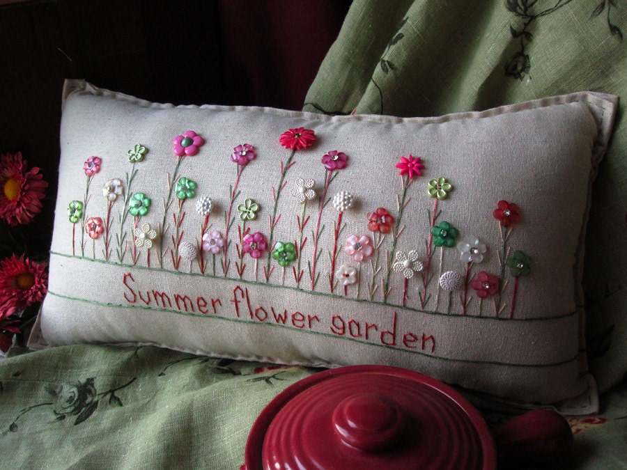 Summer Flower Garden Pillow (Cottage Style) - PillowCottage