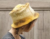 Yellow hat decorated with cotton lace. OOAK - filcAlki