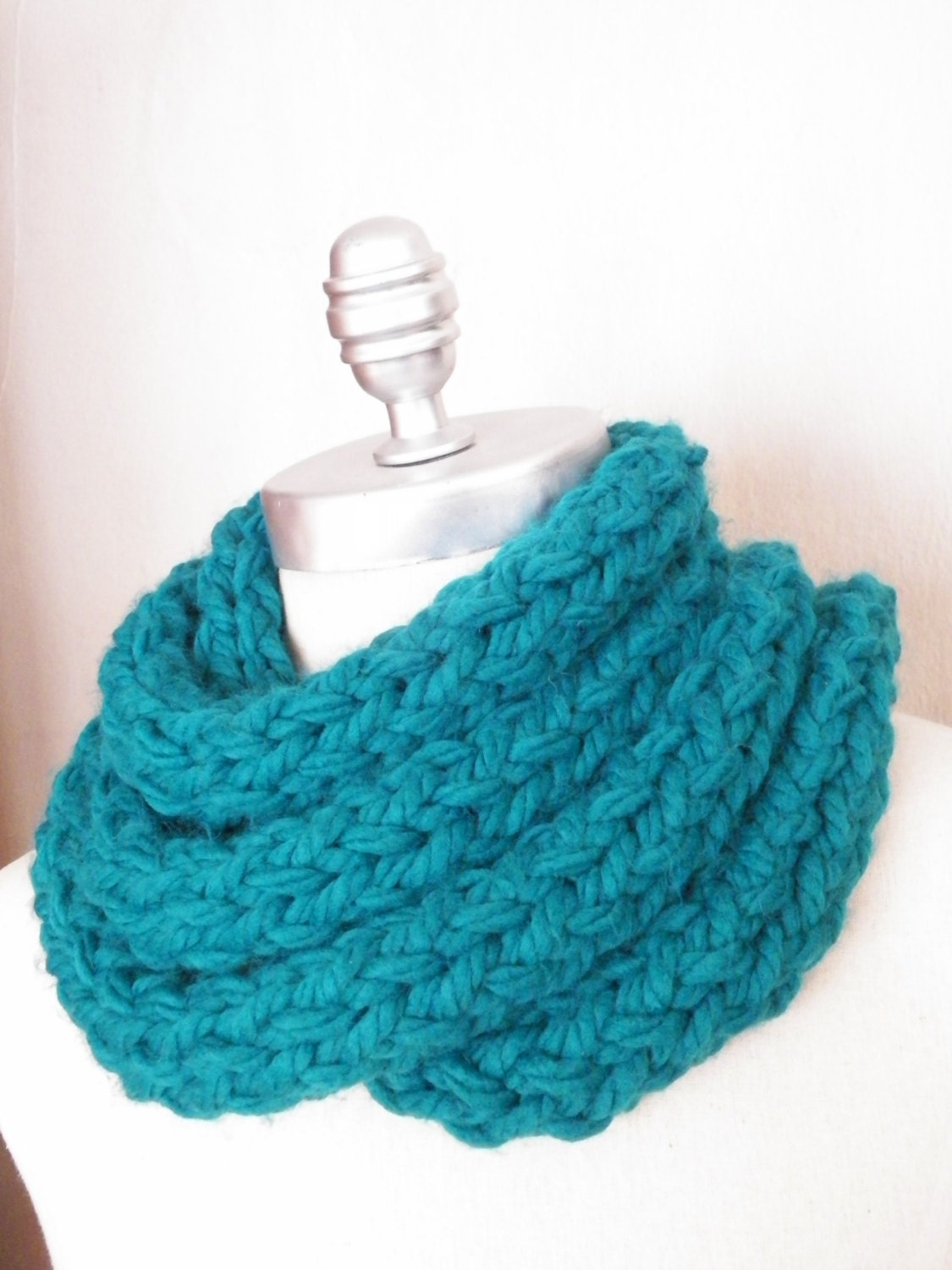 ON SALE. Skinny Scarf Turquoise Teal Super Chunky Knit Skinny Scarf