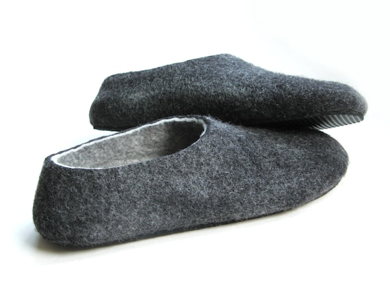 Gift Outdoor. Dad. dad  Mens Slippers for slippers for Gift Felt Black Charcoal   Sole.
