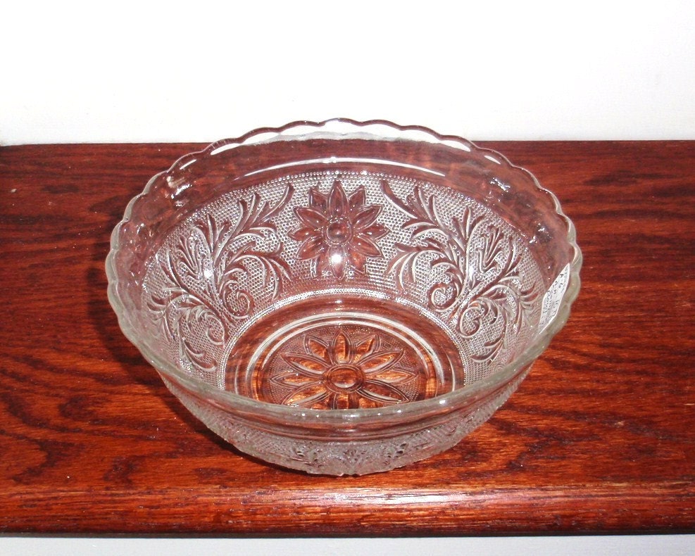 1940s Anchor Hocking Sandwich Crystal Glass Bowl By Glasspalace