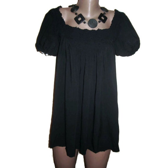 black maternity tunic