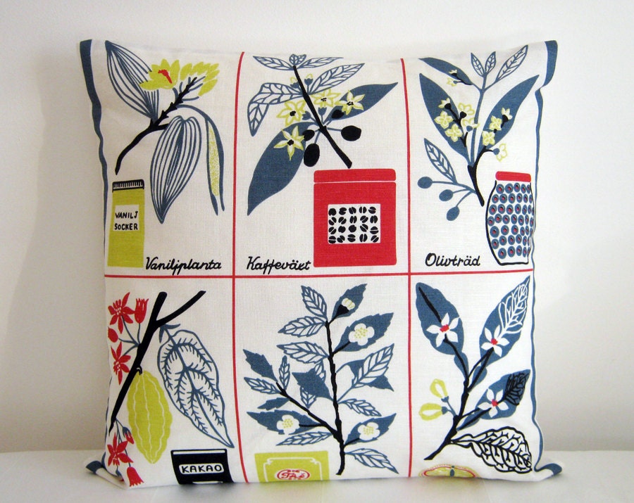 Retro Pillow Cover - Almedahls  - Botanical Swedish Design