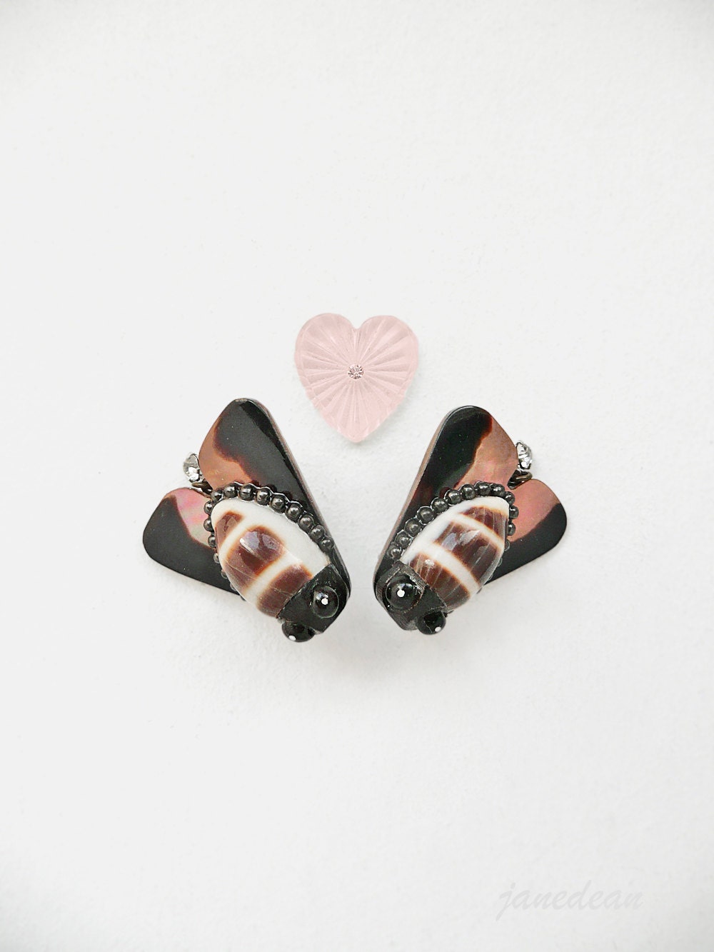 Seashell Cicada Brooch - embellished vintage finding