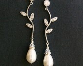 Rhinestone Leaf Bridal Earrings, Vintage Inspired Bridal Wedding Earrings, Ivory White Pearl Drops, Silver Leaf Bridal Jewelry, Eden
