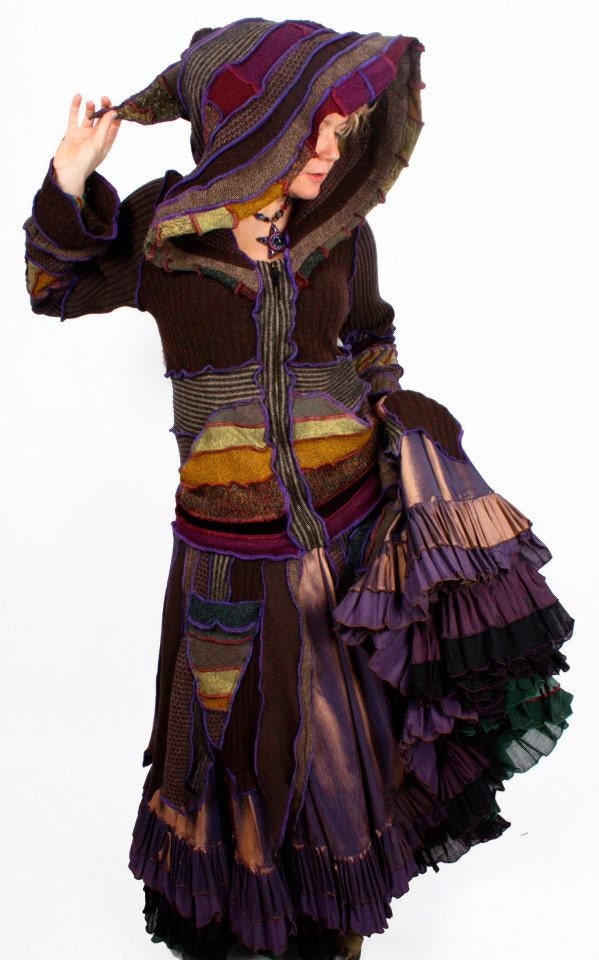 Katwise Elf Coat - Recycled Sweater TUTORIAL