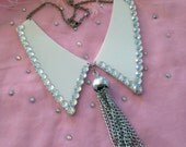 White and Rhinestones Acrylic Collar Necklace