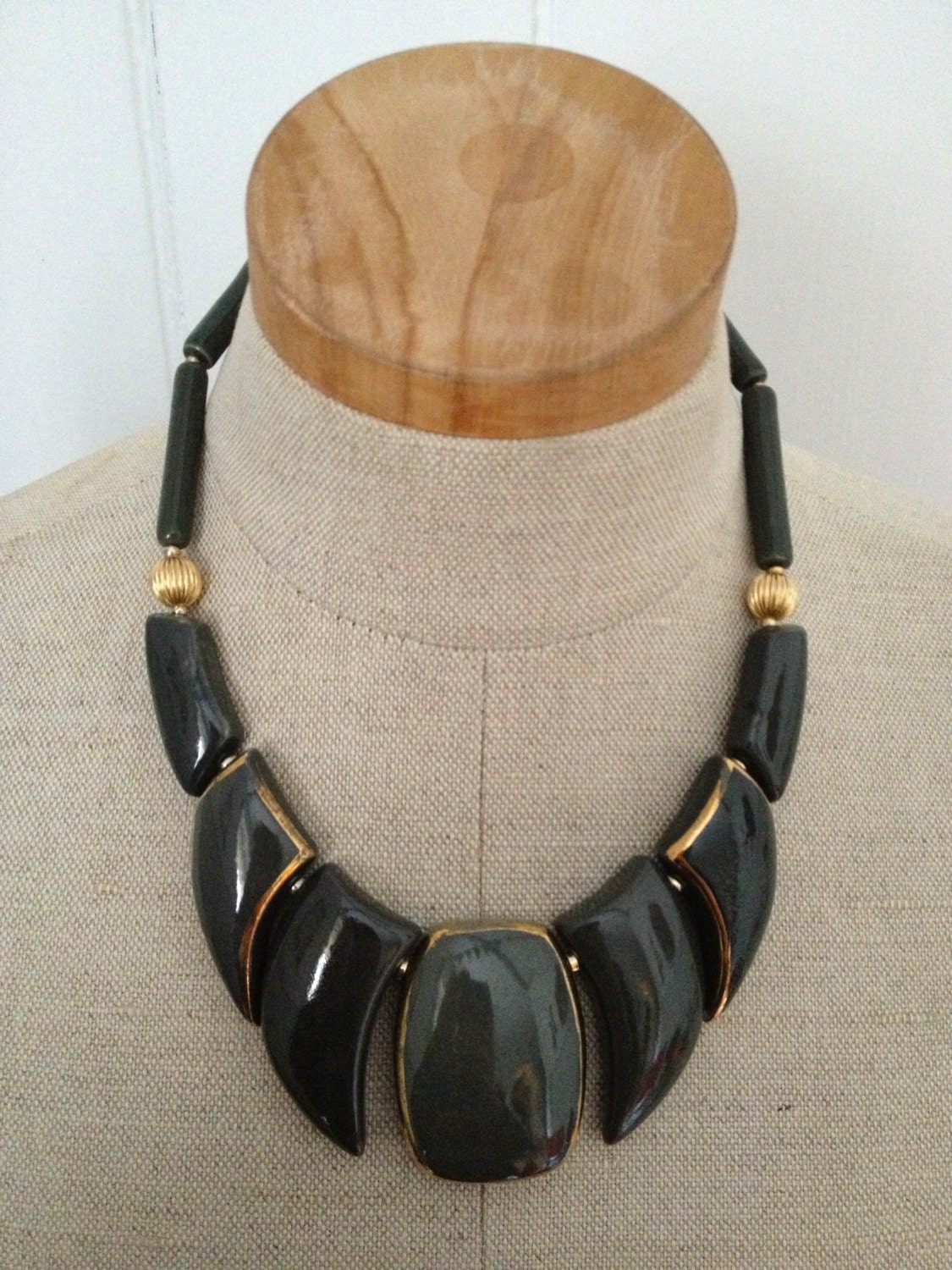 Vintage 80s Aztec statement necklace