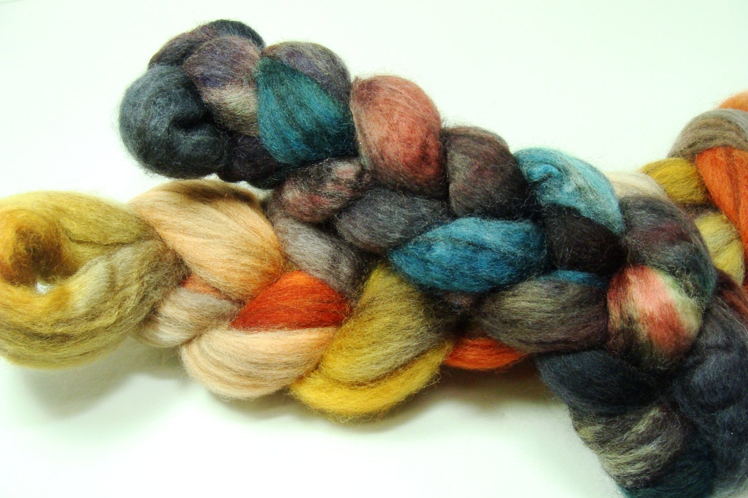 BAD WOLF New Fiber Collaboration with cjkoho Brown and White BFL Top for Spinning New Color