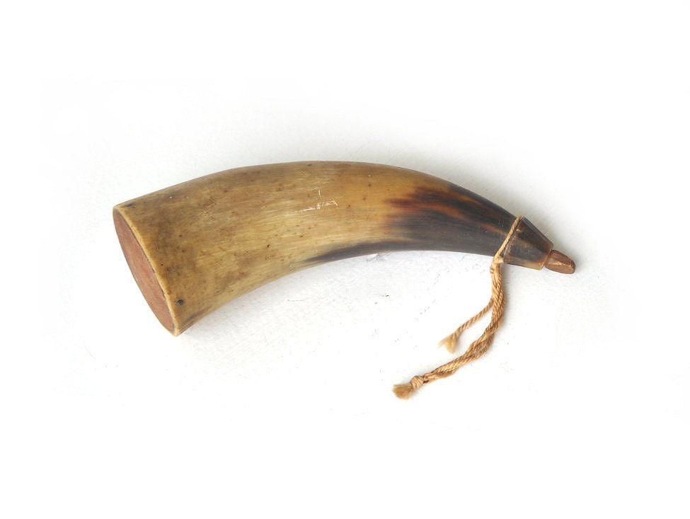 Antique Bull Powder Horn - Primitive Hunting - Civil War Re-enactment