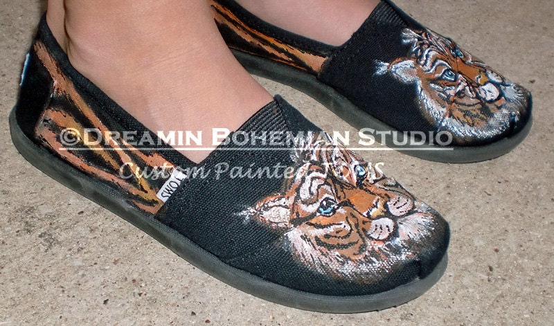 Tigers Painted TOMS with added design on the sides TOMS included no bling