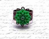 Green Flower Ring With Vintage Rhinestone