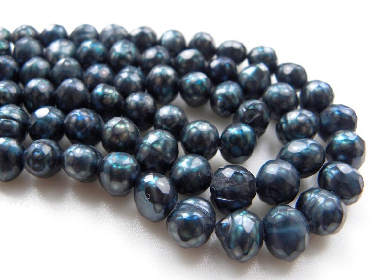 Gorgeous Tahitian Color Faceted Pearls 8.5 mm x 7.5 mm FULL 16 inch strand