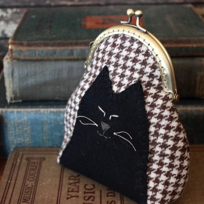Primitive Black Cat Wool Applique Coin Purse