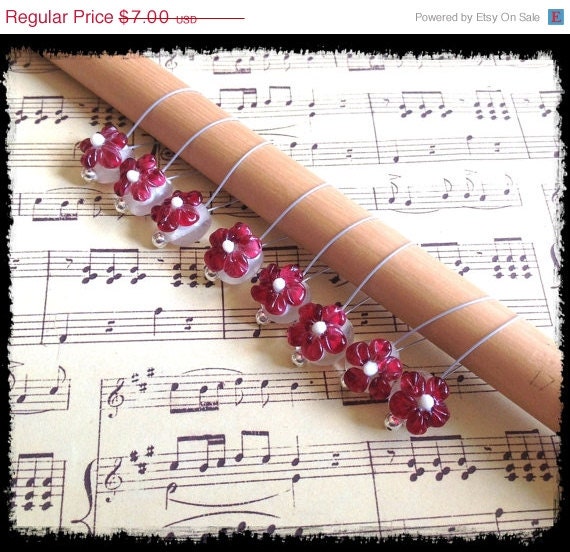 Spring Clearance Sale Snag Free Stitch Markers Large Set of 8 - Dark Pink Lampwork Flowers - N52 - Fits up to size US 17 (12.75) Knitting N