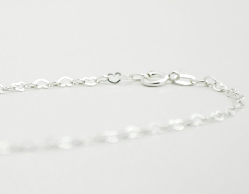 SALE Sterling hearts bracelet - delicate dainty silver chain bracelet - simple jewelry
