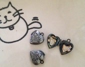 6x MINI HEART  LOCKET 10x10mm (in antique silver) Code 630
