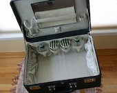 VINTAGE Mens WINSHIP MIGRATOR Travel Case
