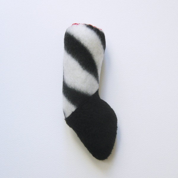Severed Leg Catnip Toy / Zebra Leg / Cat Toy / Pet Gift / Cat Lover / Cat Toy