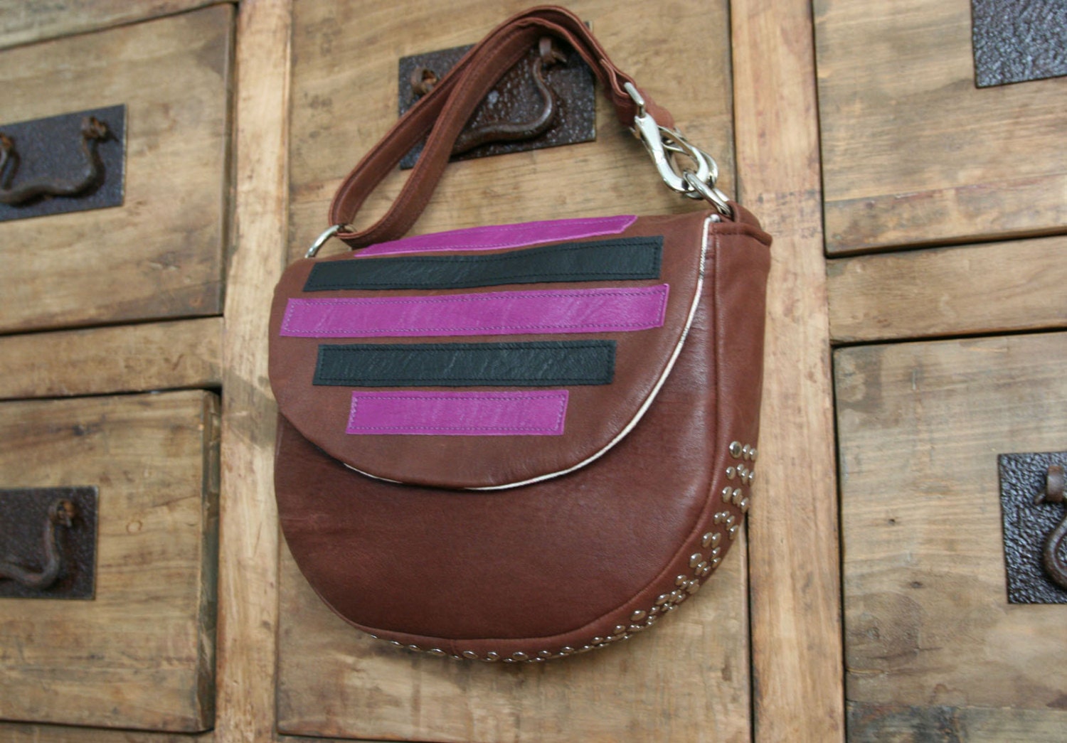 Lena Shoulder Bag- Made of Recycled Leather