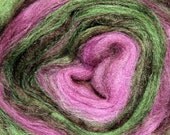 Merino and bamboo center pull roving.  Fuschia.  4.3oz