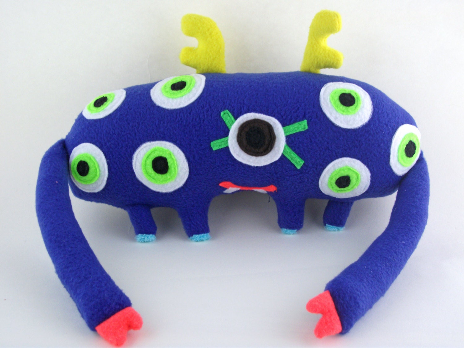Billie and the 'brown eye' that could- plush monsta