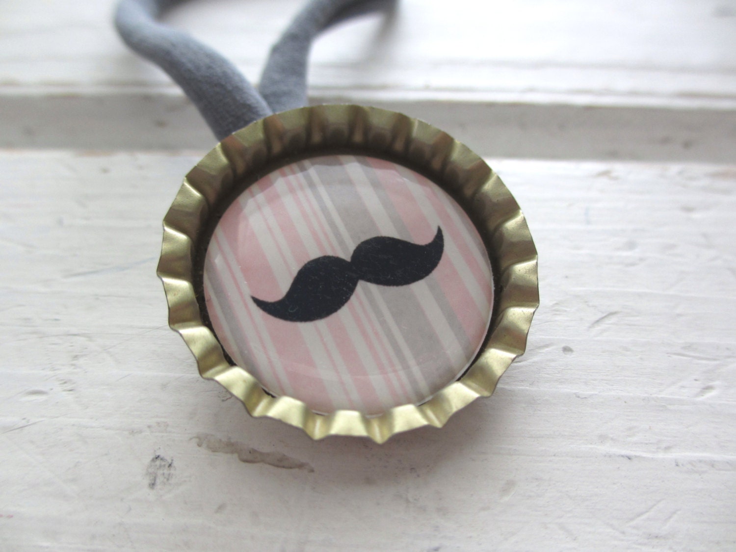 Mustache - Vintage Bottle Cap Girls Choker Necklace