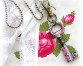 Antique Skeleton Key Necklace Pendant Purse Pull Circle Shape Red Roses Hand Painted