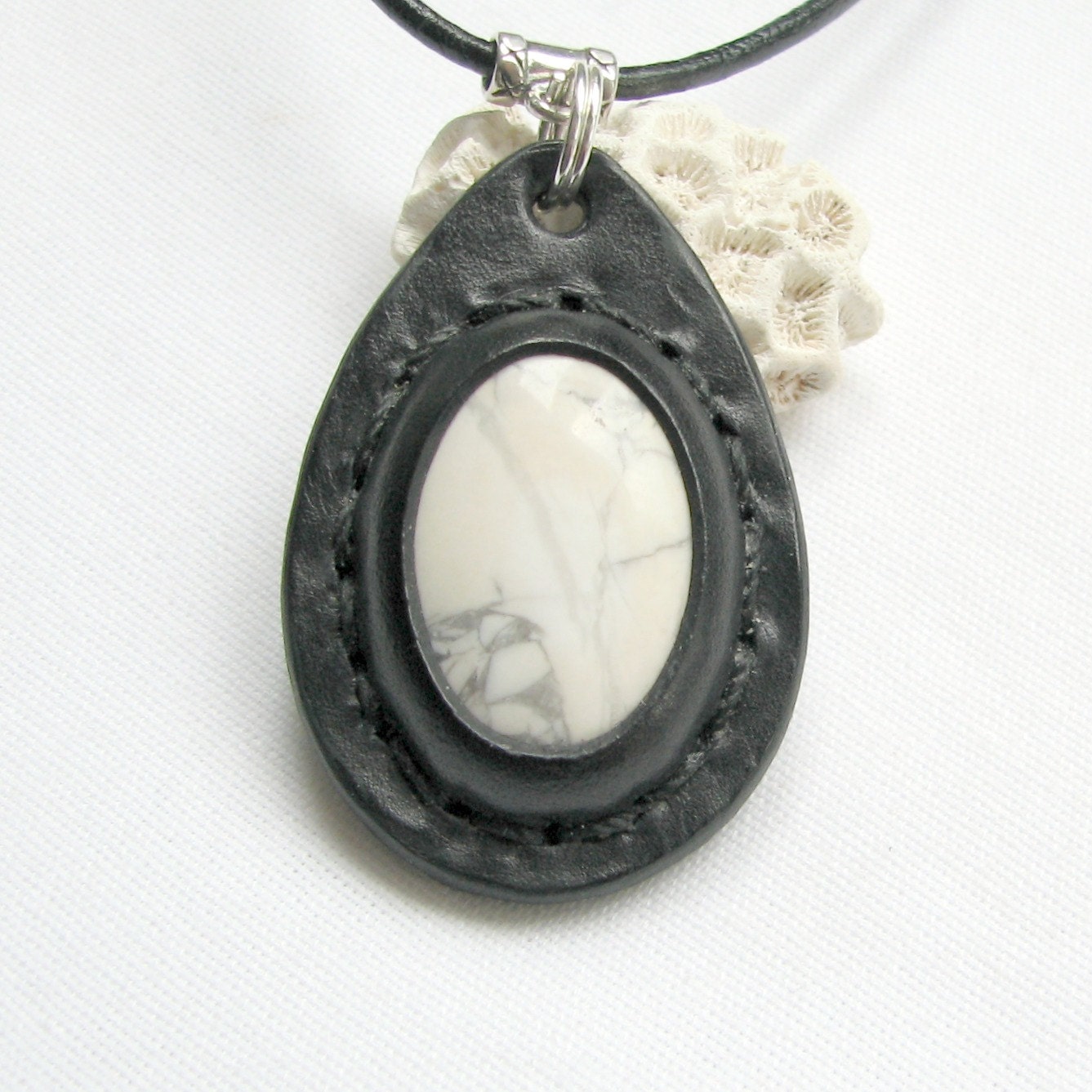 Howlite Stone and Leather Pendant Necklace - An Aos Original Earth Medallion