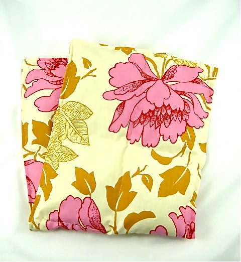 Hip/Back Heat Pack Extra Long Hot/Cold Therapy Pack,  Heating Pad, Heat Pack, Microwavable, Pink Peony, Yoga Gift Guide