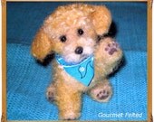 Handmade Animal Sculpture / Custom Pet Portrait / Your Pet in Miniature / Needle Felted Dog / Cute / poseable example Goldendoodle