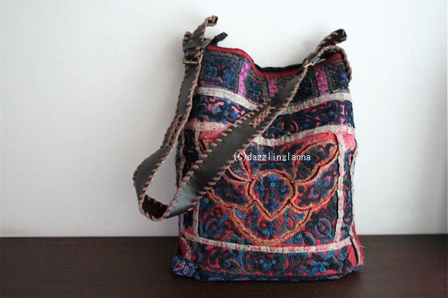 Hobo/Shoulder Bag - VINTAGE / Hip/Tribal/Vintage/Hmong/Miao/Ethnic/Unique bag - 329