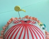 Dressmakers Measuring Tape Pin Topper