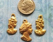Antique Milagro Charm Lot Gold Mexican Milagros Diva Cameo Religious Relic Ex Voto Diy Art Doll Pendant Assemblage