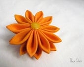Light Pumpkin - Kanzashi Hair Flower