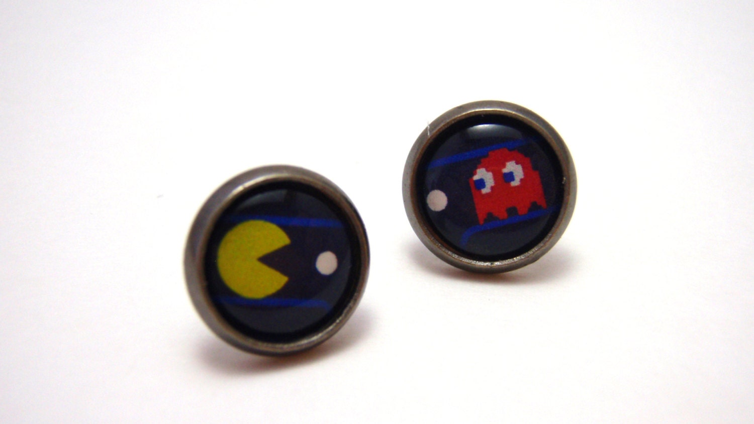Pacman Studs - Retro 80s Old School arcade game yellow Pacman and red Blinky asymmetric earrings - Geekery Geek Chic Gamer - SMALL 10mm