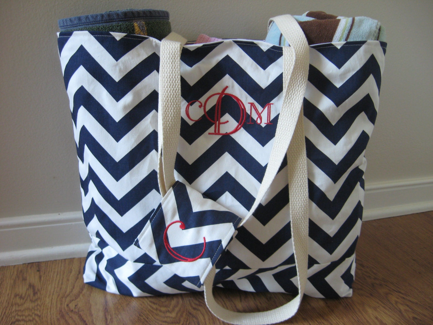 Monogrammed Large Beach Tote Set, Chevron Beach Bag, chevron tote bag, Koozie