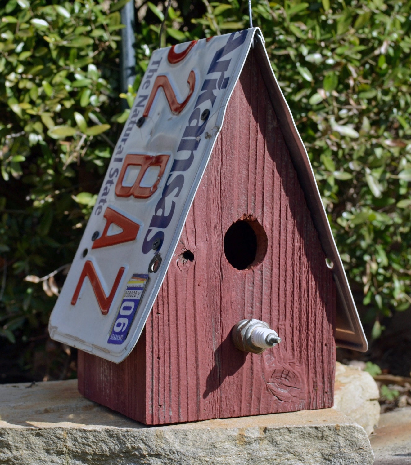 Rustic Birdhouse - Primitive Birdhouse - Recycled License Plates -  License Plates Birdhouse