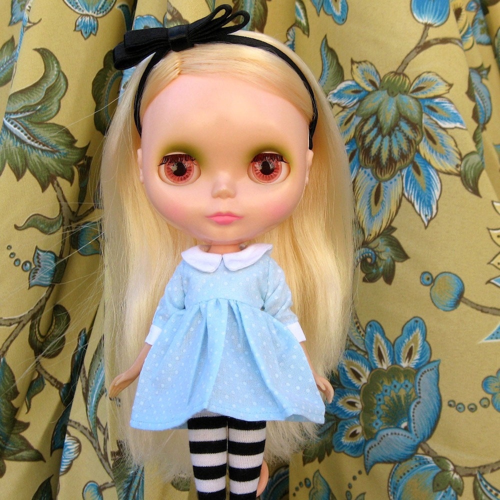 looking glass dress for blythe