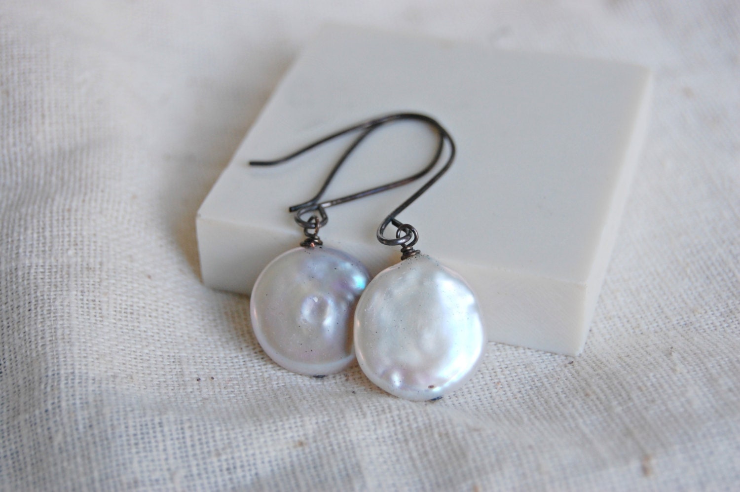 freshwater pearl coin earrings