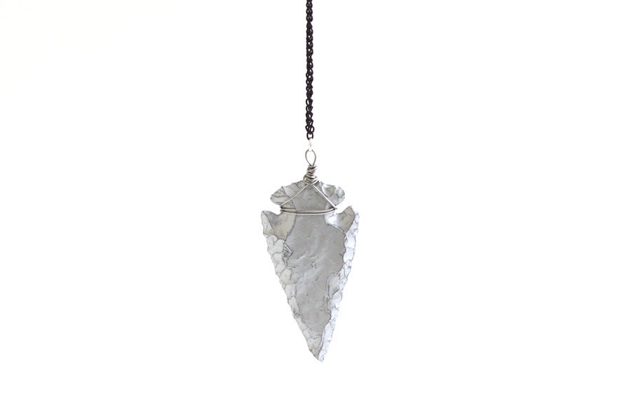 Arrowhead Necklace - Silver