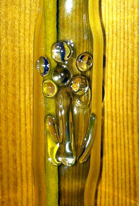 Color Changing Hanging Incense Burner with Clear Textural Flowers 1