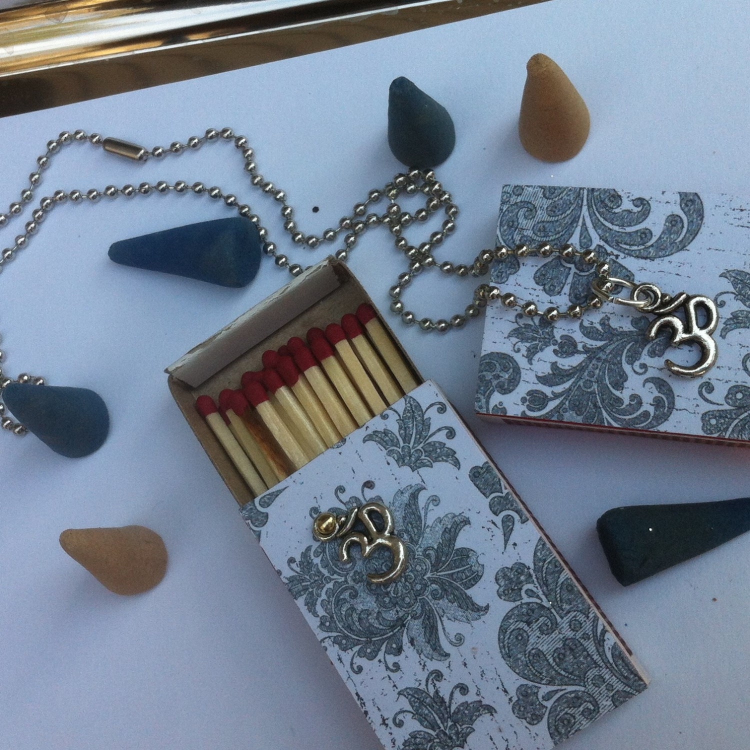 Ohm Om Necklace Gift Set - Matchboxes and Incense