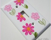 Hand Painted - Single Switchplate Cover - Daisy Garden