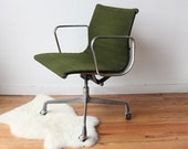 Herman Miller Eames Aluminum Group Chair