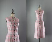 50s Dress / Vintage 1950s Cotton Dress / Pale Pink Fitted Fifties Day Dress